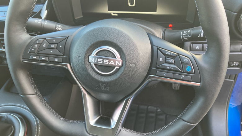 Nissan Juke 1.0 DiG-T Tekna 5dr Petrol Hatchback